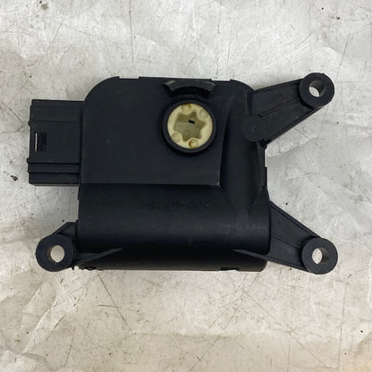 VW Passat B6/Audi A3 Q3 TT Kalorifer Yön Motoru En Uygun Oto Parça