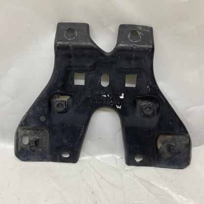 VW Superb/Passat Radar Kilit Braketi 360805567