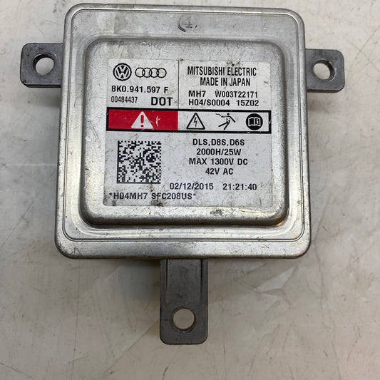 Volkswagen Amarok / Caddy xenon far beyni – orijinal çıkma parça, 8K0941597F.