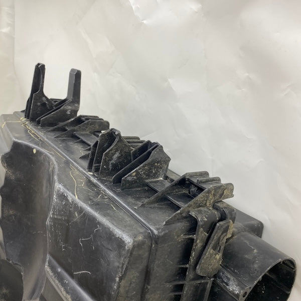 Volkswagen Crafter Hava Filtre Kutusu 2E0129601D