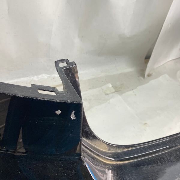 Volkswagen Golf 7,5 Arka Tampon 5G6807421BK Orijinal Çıkma En Uygun Oto Parça