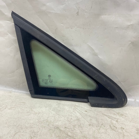 Volkswagen Golf 7/7,5 Sağ Ön Kelebek Camı Orijinal Sıfır En Uygun Oto Parça