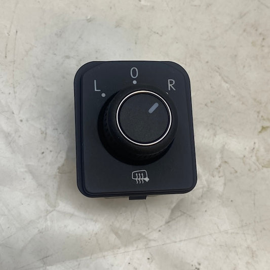 Volkswagen Golf 8 Ayna Ayar Düğmesi 3G0959565C En Uygun Oto Parça