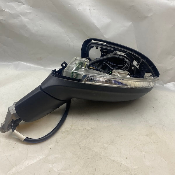 Volkswagen Golf 8 Dikiz Aynası Kameralı 5H1857502 En Uygun Oto Parça