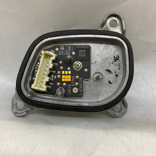 Volkswagen Golf 8 Sağ Far Köşe LED Beyni 5H0998478C 2020-2024