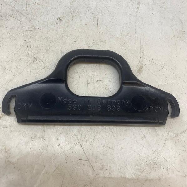 Volkswagen Golf 8 Stepne Sabitleme Aparatı 5G0803899 En Uygun Oto Parça