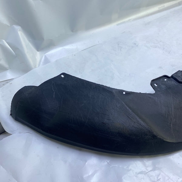 Volkswagen Jetta Ön Tampon Alt Eki Spoiler 1K0805903-B