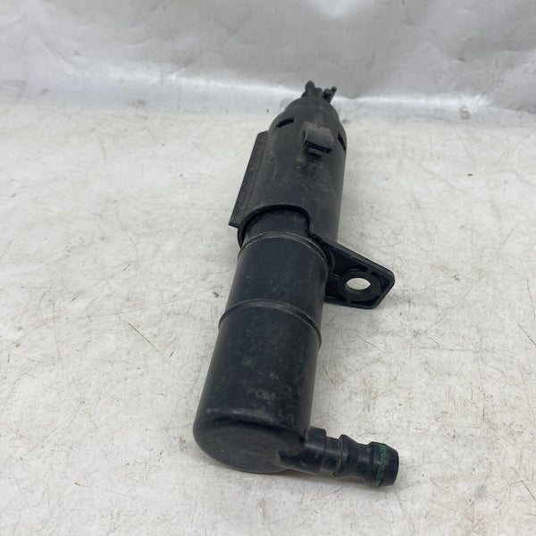 Volkswagen Jetta Sol Far Yıkama Robotu 2011-2015 16D955101 En Uygun Oto Parça