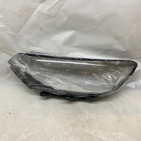 Volkswagen Passat B8.5 Sol Far Camı 2020-2025 İthal En Uygun Oto Parça