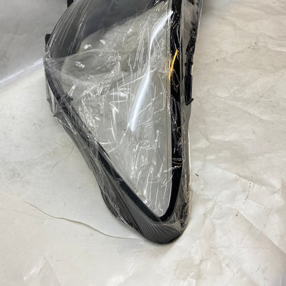 Volkswagen Passat B8.5 Sol Far Camı 2020-2025 İthal En Uygun Oto Parça