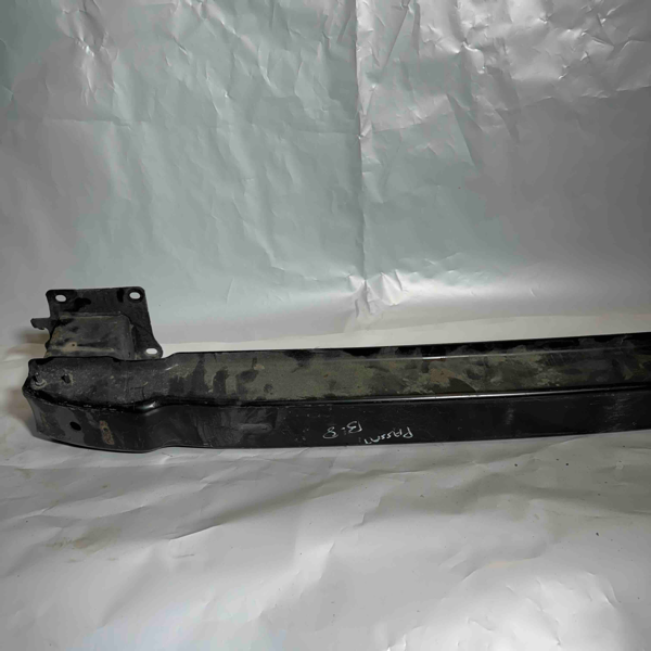 Volkswagen Passat B8 Arka Tampon Demiri 3C0807311B En Uygun Oto Parça