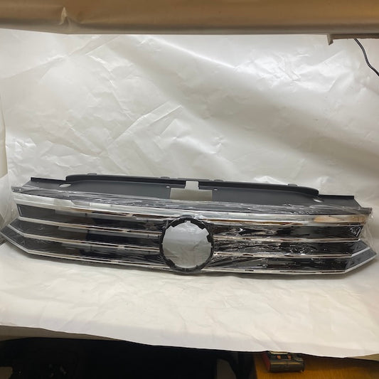Volkswagen Passat B8 Ön Panjur 3GD853653 İthal Sıfır