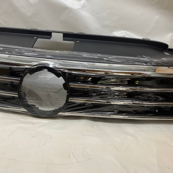 Volkswagen Passat B8 Ön Panjur 3GD853653 İthal Sıfır