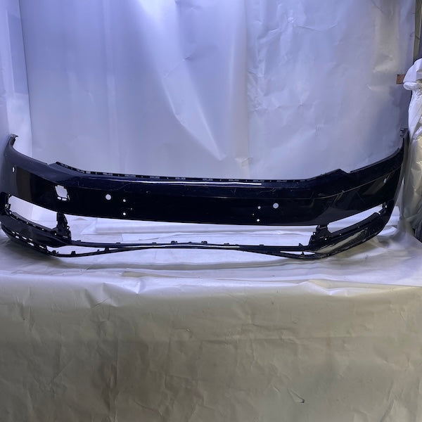 Volkswagen Passat B8 Ön Tampon 3G0O807221 15-19 Far Yıkamasız En Uygun Oto Parça