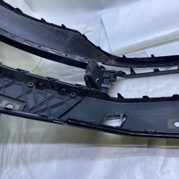 Volkswagen Passat B8 Ön Tampon 3G0O807221 15-19 En Uygun Oto Parça