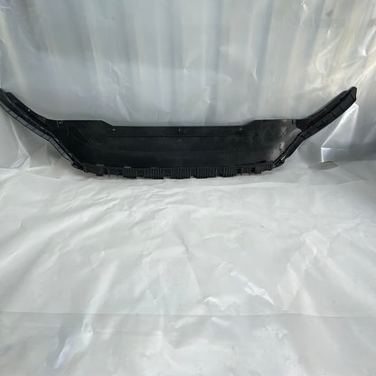 Volkswagen Passat B8 Ön Tampon Alt Spoyleri 360805903