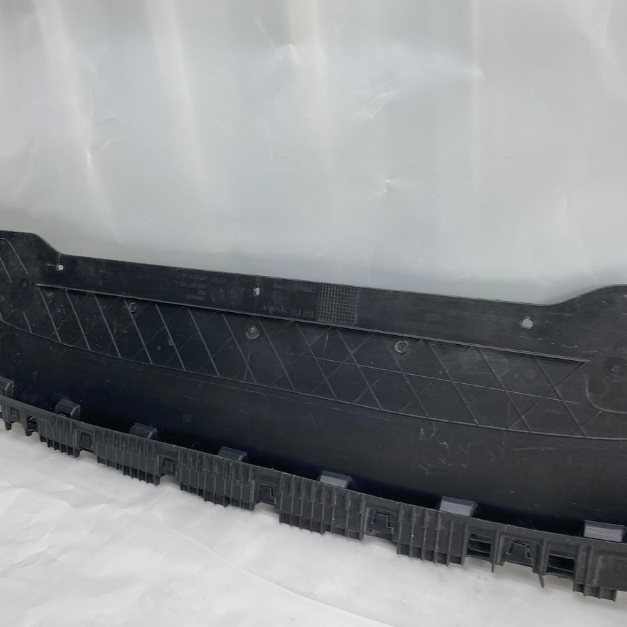 Volkswagen Passat B8 Ön Tampon Alt Spoyleri 360805903