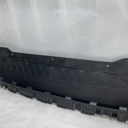 Volkswagen Passat B8 Ön Tampon Alt Spoyleri 360805903