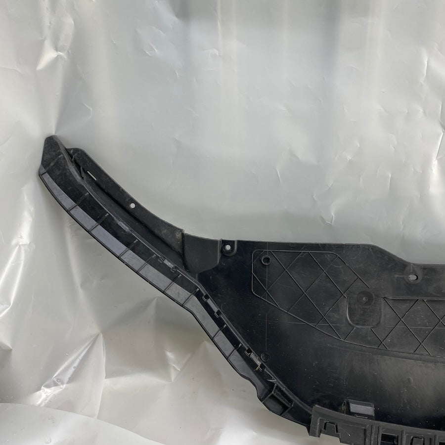 Volkswagen Passat B8 Ön Tampon Alt Spoyleri 360805903