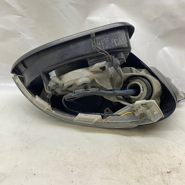 Volkswagen Passat B8 Sağ Dikiz Aynası Katlamasız En Uygun Oto Parça