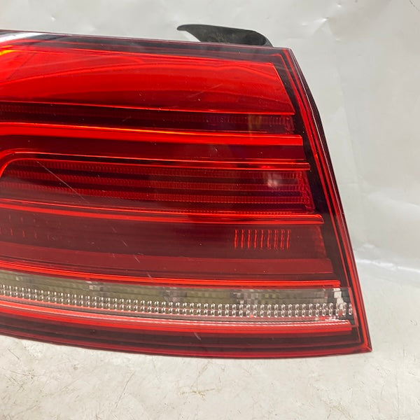 Volkswagen Passat B8 Sol Stop 14-18 3G5945311 Çıkma En Uygun Oto Parça