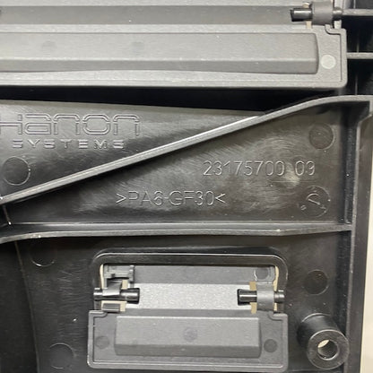 Volkswagen Passat B8,5 Radyatör Fanı 5Q0121203CD Orijinal Çıkma En Uygun Oto Parça