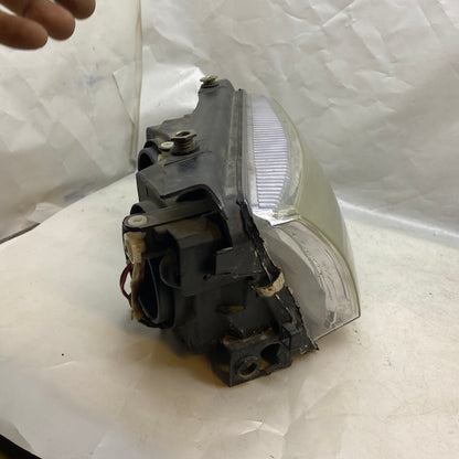 Volkswagen Passat Far 97-01 3B0941017 İthal Temiz Çıkma En Uygun Oto Parça