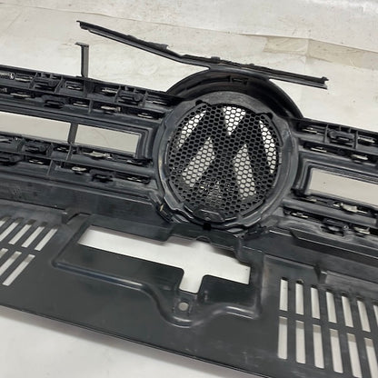 Volkswagen Tiguan Ön Panjur 5N0853653E Orijinal Çıkma En Uygun Oto Parça