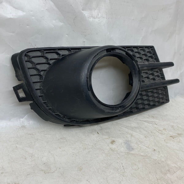 Volkswagen Tiguan Ön Tampon Sağ Sis Kapağı Orijinal Çıkma En Uygun Oto Parça