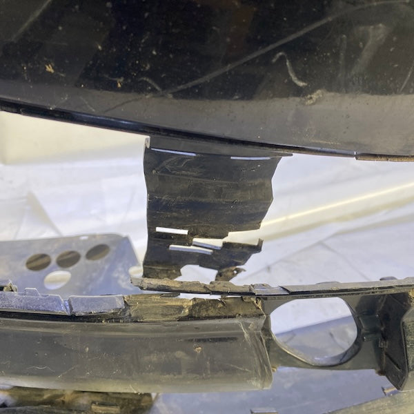 Volkswagen Transporter T7 Ön Tampon 7E5807221D En Uygun Oto Parça