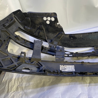 Volkswagen Transporter T7 Ön Tampon 7E5807221D En Uygun Oto Parça