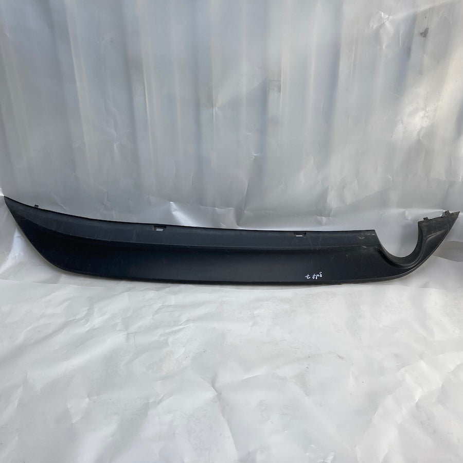 Volkswagen Golf 7 Arka Tampon Spoyleri/Difüzörü 566807568B