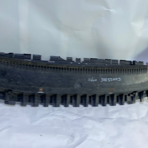 Volvo C30 Ön Tampon Alt Muhafaza Radyatör Alt 30655409