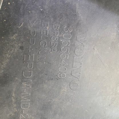 Volvo C30 Ön Tampon Alt Muhafaza Radyatör Alt 30655409