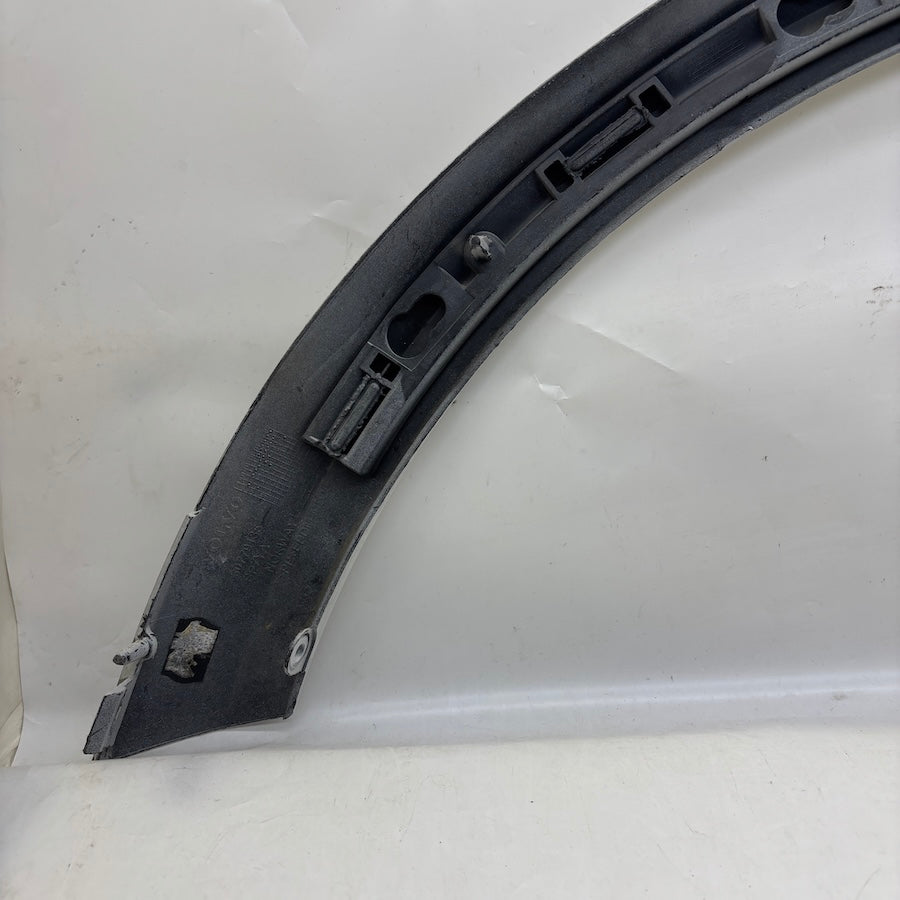 Volvo C30 Sağ Ön Çamurluk Dodik 30779135