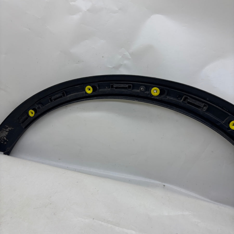 Volvo C30 Çamurluk Dodiği 31283126