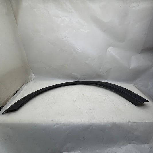 Volvo C30 Sol Ön Çamurluk Kaplaması 31283124
