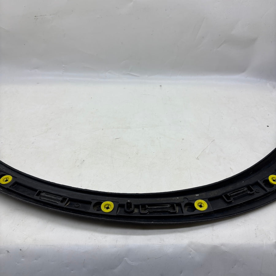 Volvo C30 Sol Ön Çamurluk Kaplaması 31283124