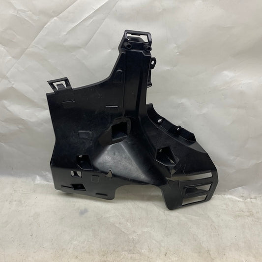 Volvo C40/XC40/EX40 Ön Tampon Sağ İç Bakaliti/Braketi 32136093 En Uygun Oto Parça