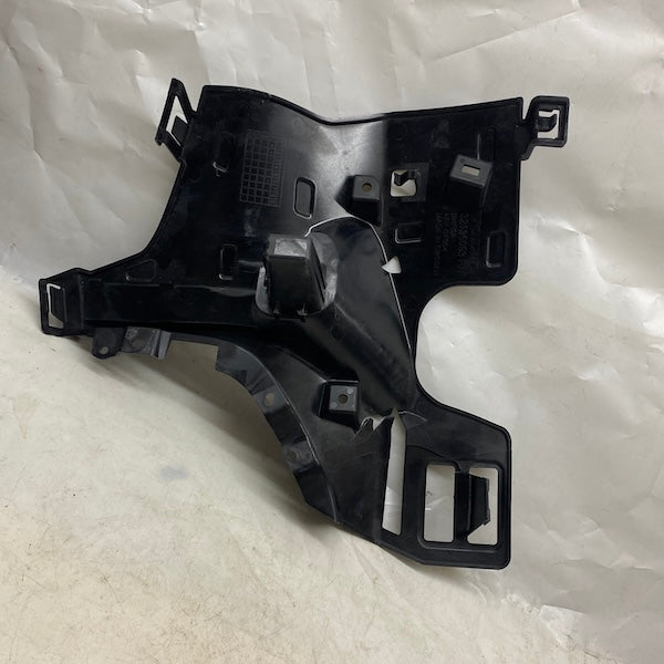 Volvo C40/XC40/EX40 Ön Tampon Sağ İç Bakaliti/Braketi 32136093 En Uygun Oto Parça
