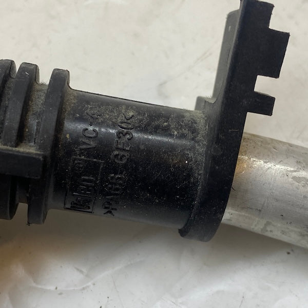 Volvo Kalorifer Radyatör Giriş Borusu