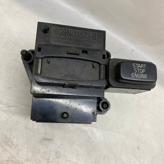 6G9N-11572-BL