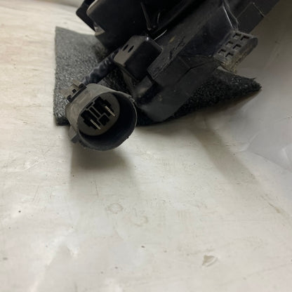 Volvo S40 1.6 TDCi Radyatör Fanı 3M5H8C607 Sıfır İthal En Uygun Oto Parça