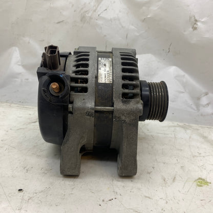 Volvo S40 1,6D Şarj Dinamosu 30795422