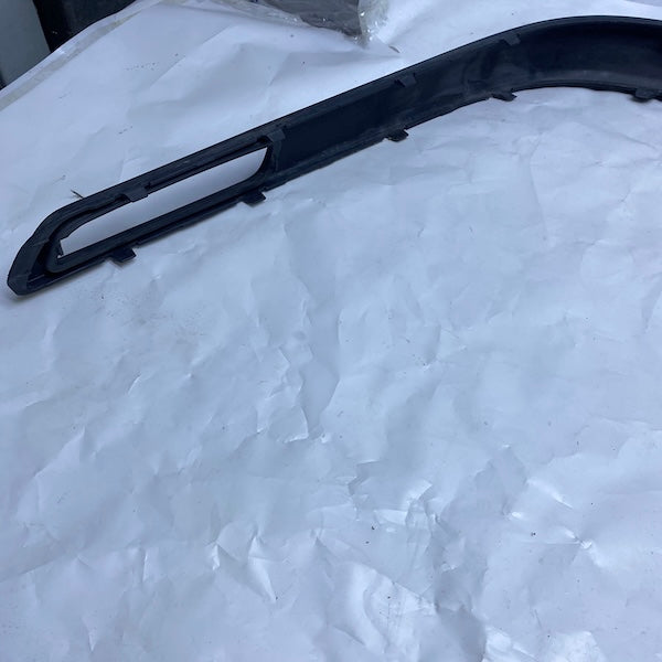 Volvo S40 Arka Tampon Çıtası Bandı 30621490 boyasız