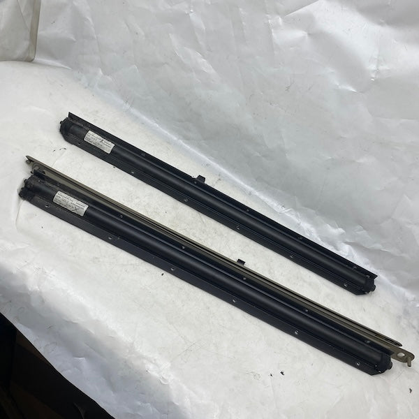 Volvo S40 Kapı Perdesi Sol/Sağ 2000-2005 30634942 Orijinal Çıkma En Uygun Oto Parça