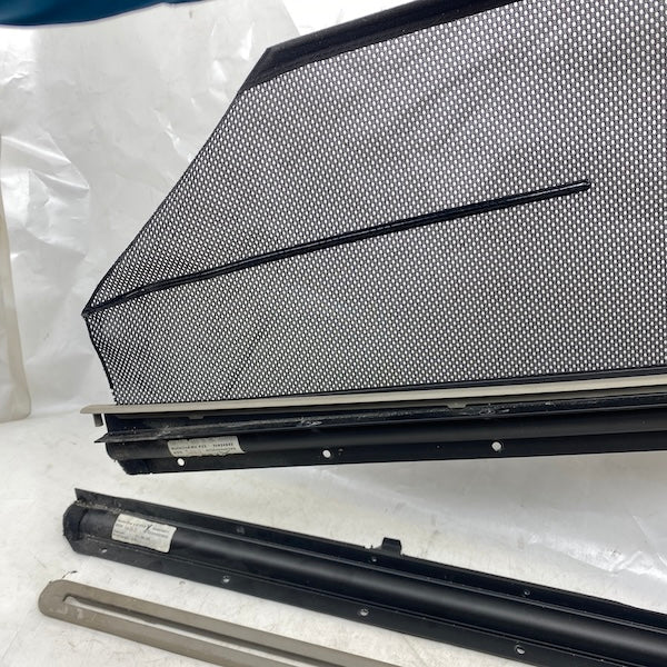 Volvo S40 Kapı Perdesi Sol/Sağ 2000-2005 30634942 Orijinal Çıkma En Uygun Oto Parça