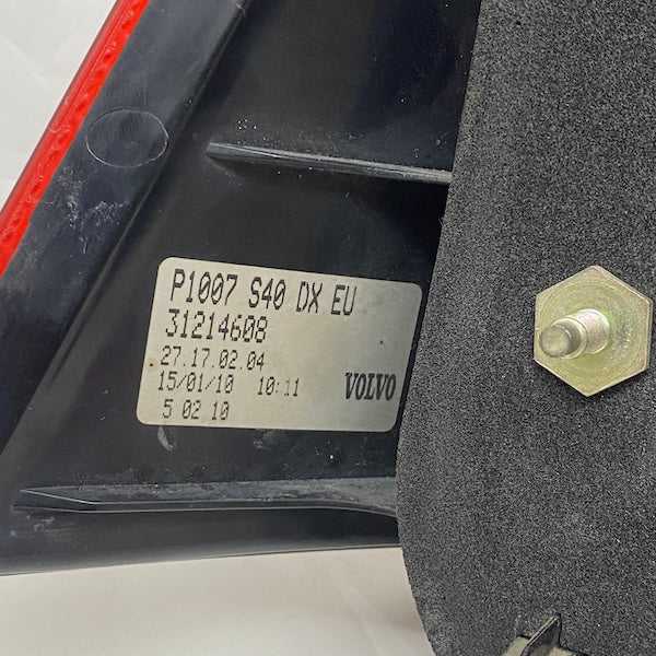 Volvo S40 Sağ Stop Lambası 31214608 (Camı Tamir Yapıldı)