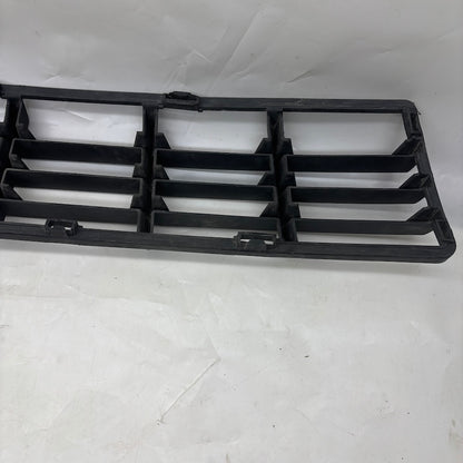 Volvo S40 Tampon Orta Izgara 30657006 - En Uygun Oto Parça