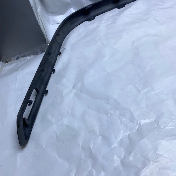 Volvo S40 V40 Arka Tampon Çıtası Bantı 882348
